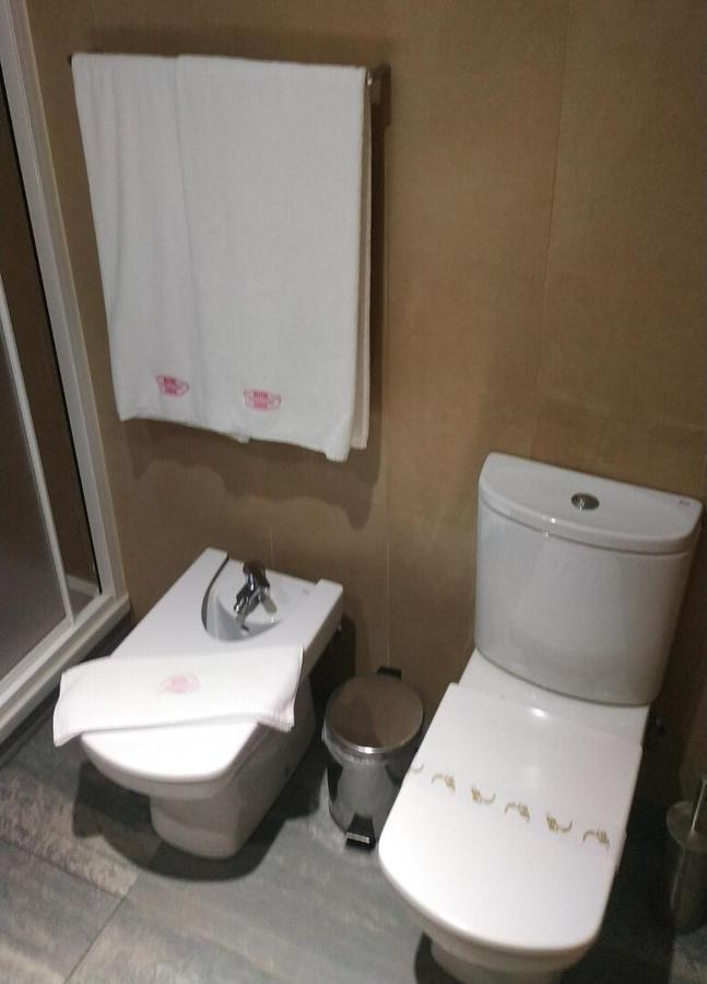 Hotel Comodoro Corvo Bagian luar foto